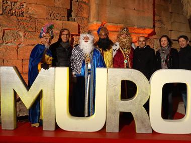Cabalgata Muro